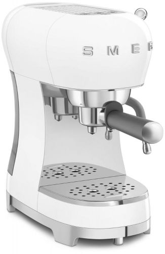 Кофемашина Smeg ECF02WHEU