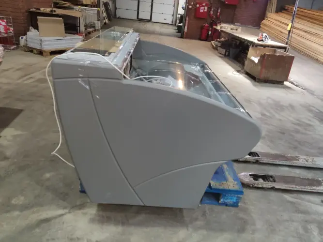S01_Витрина морозильная Carboma G110 SL 1,5-1, с боковинами, ВХСн-1,5ш G110, 9006