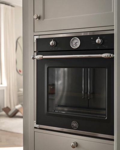 Электрический встраиваемый духовой шкаф Bertazzoni, 9 функций, аналоговый термометр, 60 см, черный матовый