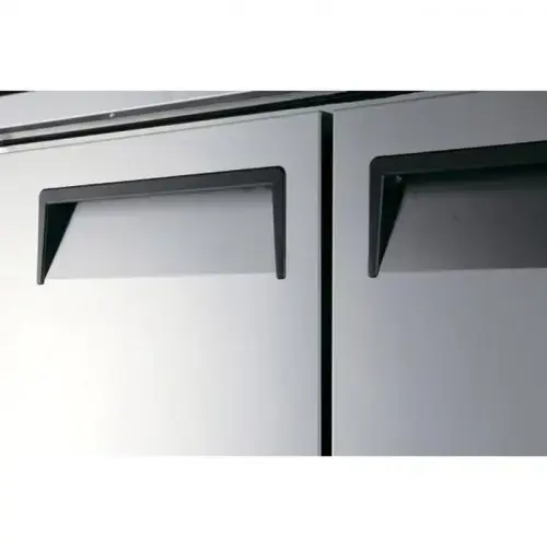 Turbo Air Холодильник (стол) модель KUR12-3D-3 арт. KUR12-3D-3-700