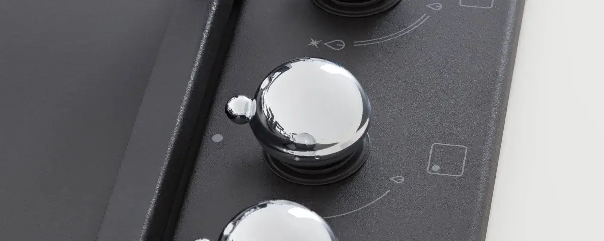 Газовая варочная панель Bertazzoni Heritage 75 см с центральной конфоркой Wok, черная эмаль, 5 зон