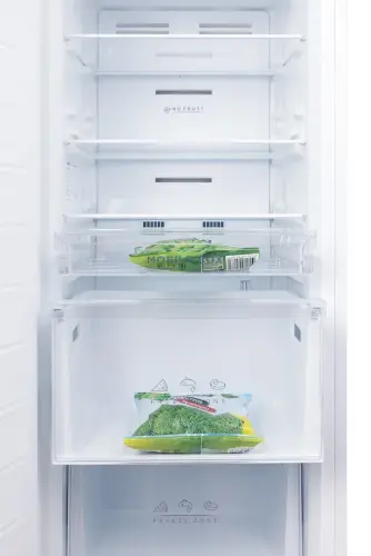 Встраиваемый морозильный шкаф GRAUDE IG 180.3