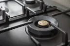 Встраиваемая газовая варочная панель Bertazzoni, конфорка dual wok сбоку, 90 см, черный матовый