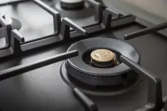 Встраиваемая газовая варочная панель Bertazzoni, конфорка dual wok сбоку, 90 см, черный матовый